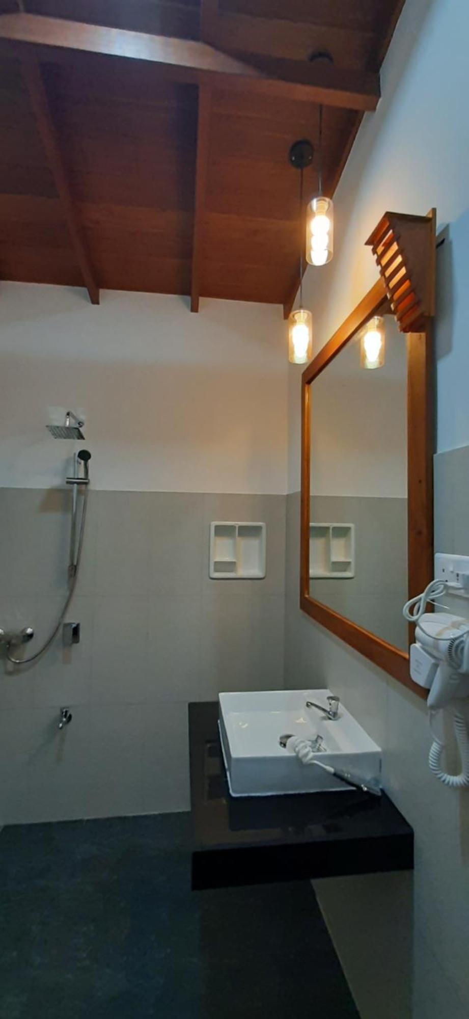 The Otunna Guest House Sigiriya Exteriör bild