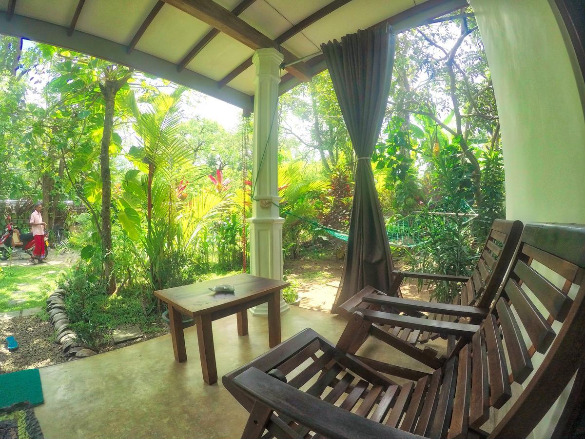 The Otunna Guest House Sigiriya Exteriör bild